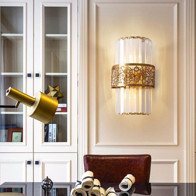 Gold Geometric Wall Light in Modern Luxury Style Electroplate Metal Wall Lamp with Crystal Shade