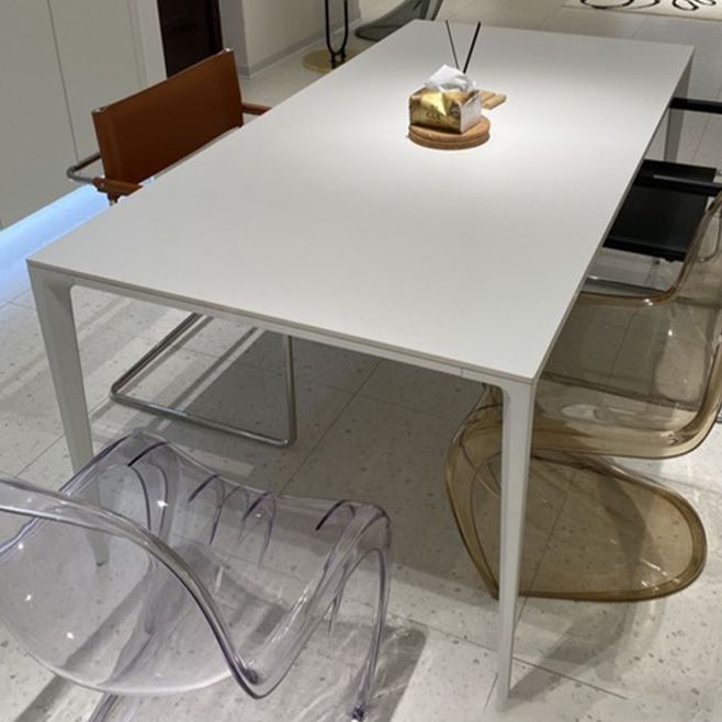 Table à manger en pierre fritrée moderne Rectangle Utilisation à la maison avec 4 jambes