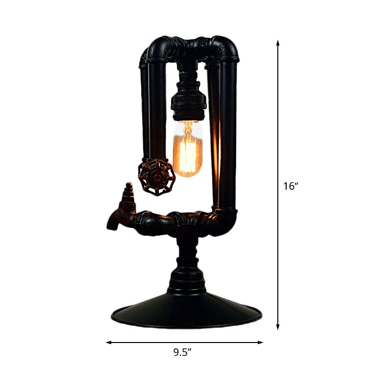 Zwart 1-licht bureaulamp Vintage Metallic Crossing Pipe Table Light met Water Tap Deco
