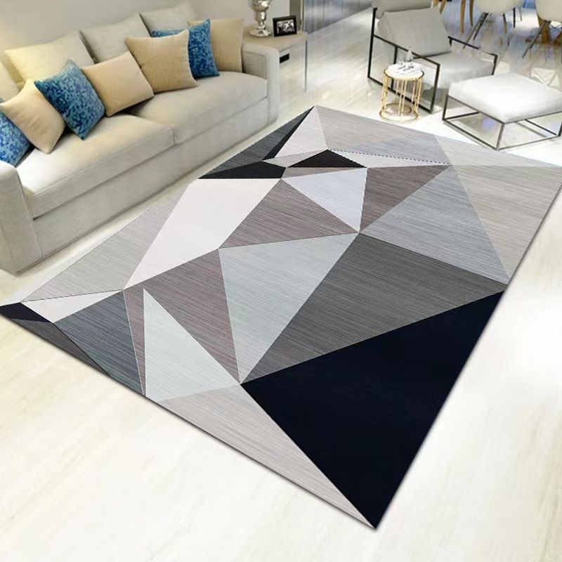 Gray Simple Carpet Polyester Geometric Carpet Stain Resistant Carpet for Living Room