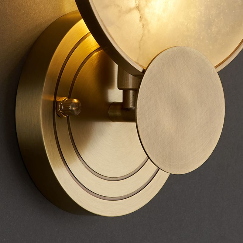 Retro Style Brass Wall Light Round Shape Gold Wall Sconce with Mica for Living Room