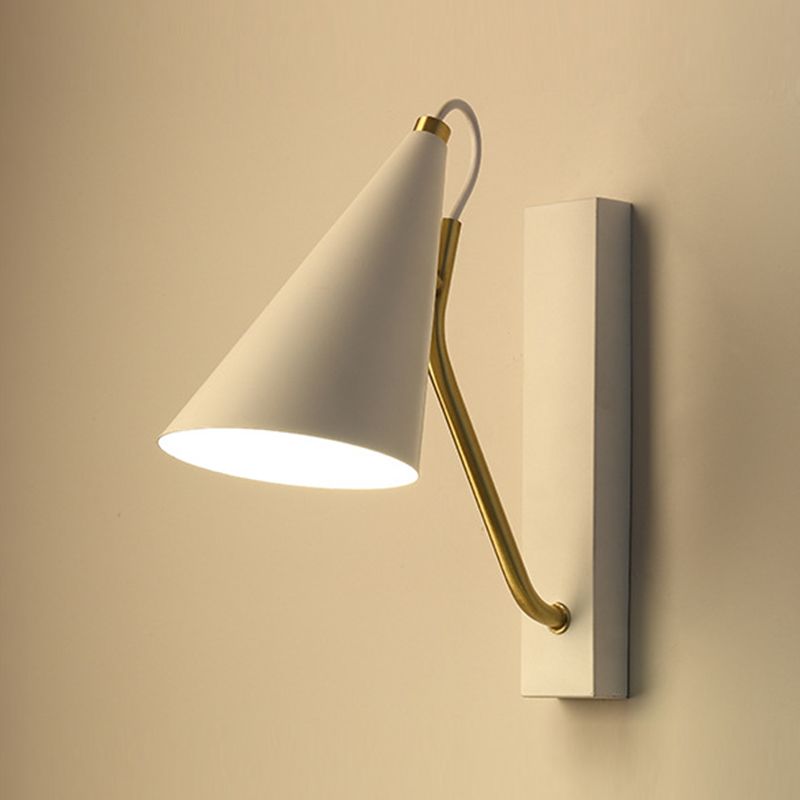 Contemporary Wall Sconce Household Metal Shade Wall Mounted Lamp for Sitting Room