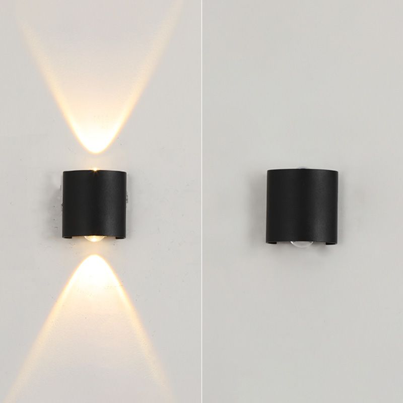 Pronzo della parete della casa con pale per la casa per le vetrici.