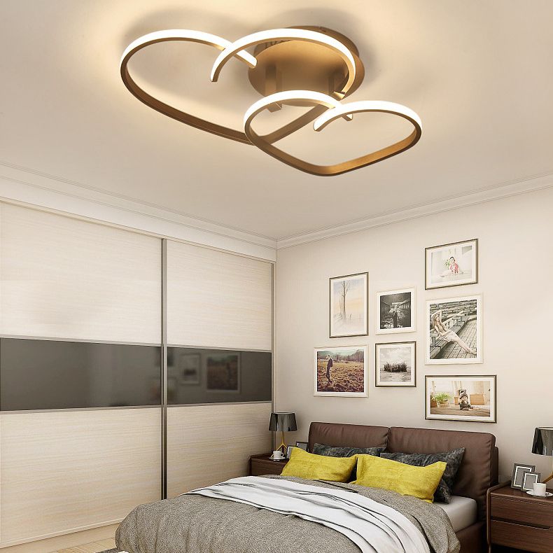 Corazón Semi Flush Montaje Luz de luz Contemporánea Acrílico Techo de montaje Luz de luz para dormitorio
