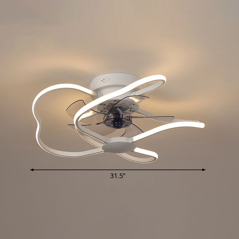 Metallblume halb Flush Deckenleuchte Moderne Fernbedienung 5-Blade-LED-Lüfterlampe