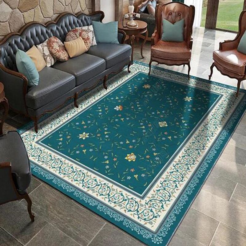 Dark Brown Traditional Rug Polyester Graphic Rug Non-Slip Backing Rug for Living Room