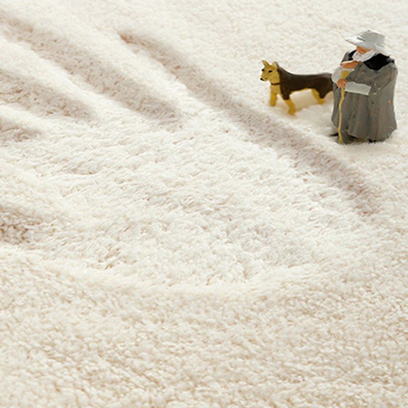 Trendy Graffiti Pattern Carpet Polyester Rug Non-Slip Backing Area Rug for Living Room