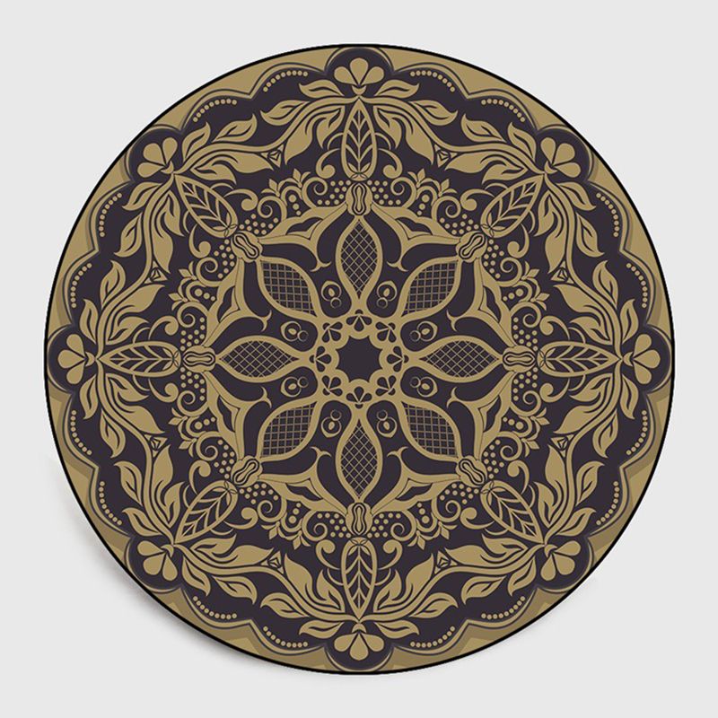 Black Traditional Rug Polyester Pattern Rug Washable Rug for Living Room