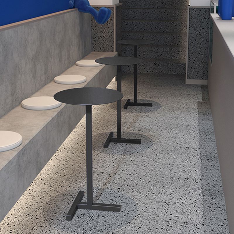 Mid-Century Modern Mental Coffee Table Round Top Shape Pedestal Cocktail Table