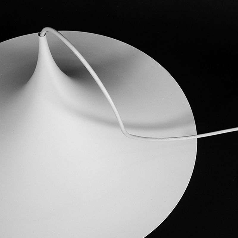 Modern Hanging Light Household Metallic Art Pendent Light for Living Room