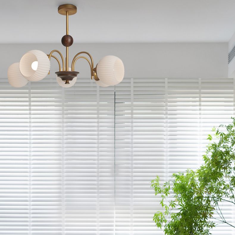 Lampadario moderno di lussuoso luminoso in vetro luminoso per spazi interni