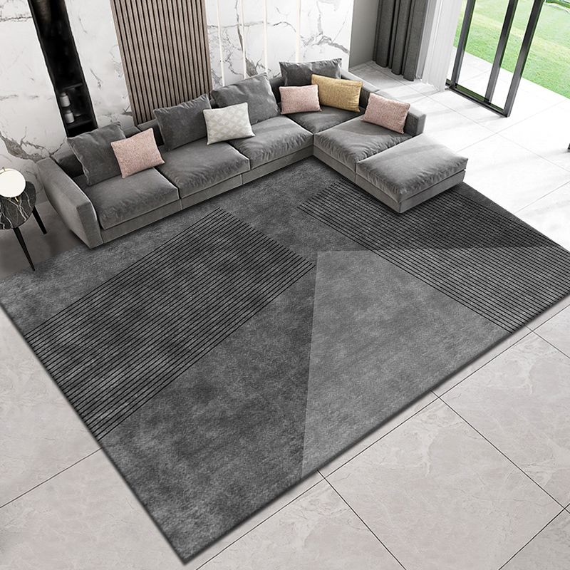 Black Luxury Carpet Polyester Graphic Carpet Non-Slip Backing Carpety for Home Decoration