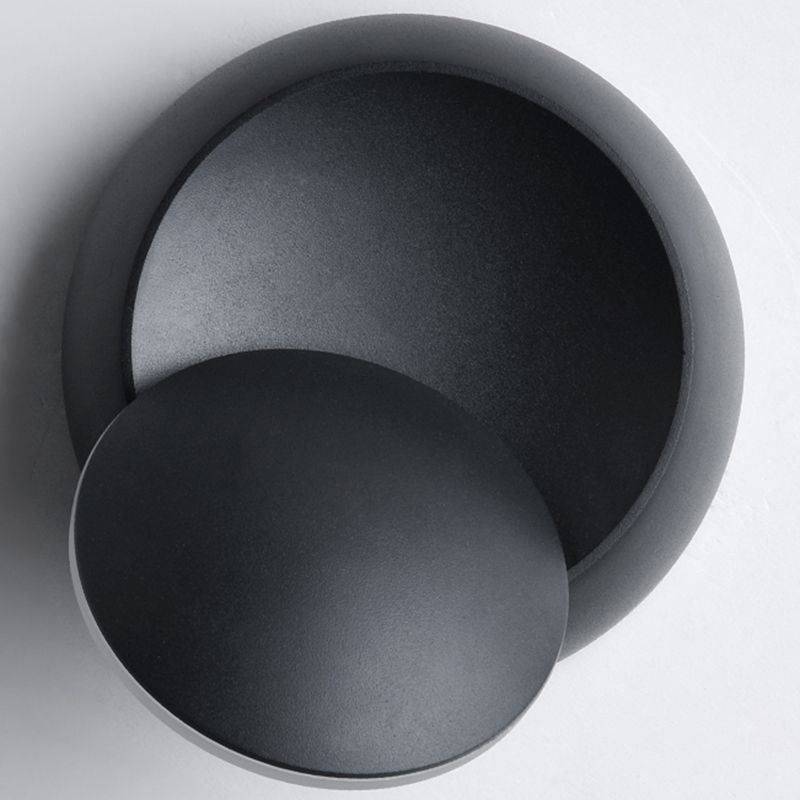Moderner Stil runder Schatten Wandleuchten Metall 1-Licht-Wandmontage Beleuchtung