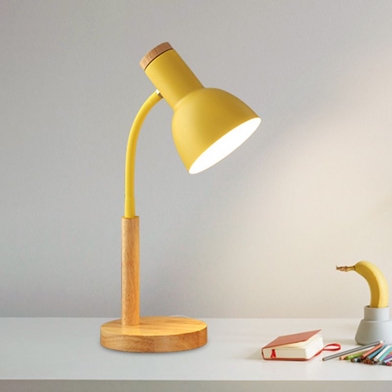 Lampe de table de nuit en métal en forme