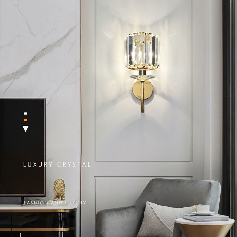 Gold Crystal Wall Sconce in Modern Luxury Style Wrought Iron Geometric Wall Lamp for Bedroom