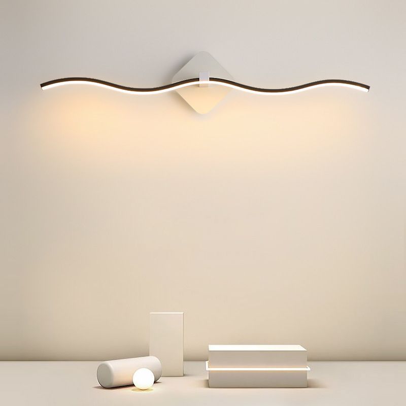 Linear Shape Metal Wall Sconce Modern Style 1 Light Mirror Wall Lighting Fixtures