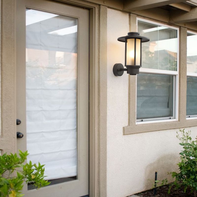 Retro Frosted Glass Shade Wall Light Geometric 1 Light Wall Sconce for Outdoors