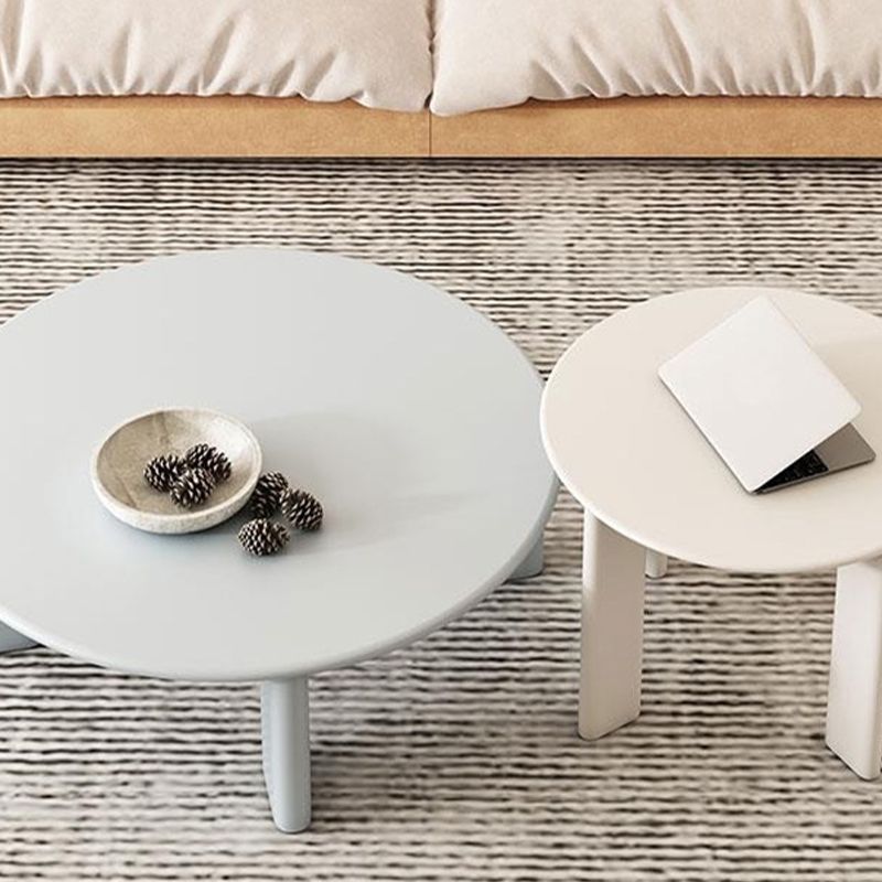 Scandinavian Solid Wood Cocktail Table Round 4 Legs Coffee Table Set