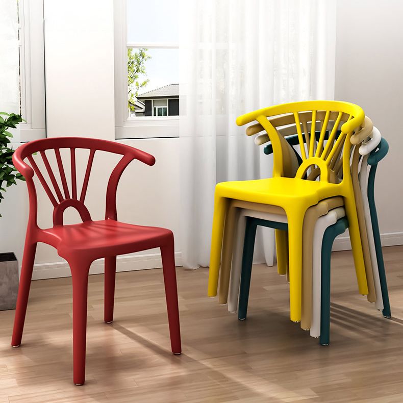 Sedia a braccio di plastica moderna per casa sedia da pranzo per le braccia