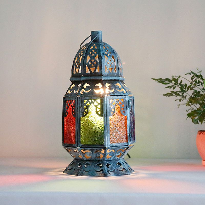 Verouderde kandelaarde bureau licht 1 kop metalen nachttafellamp in blauw met getextureerde glazen schaduw