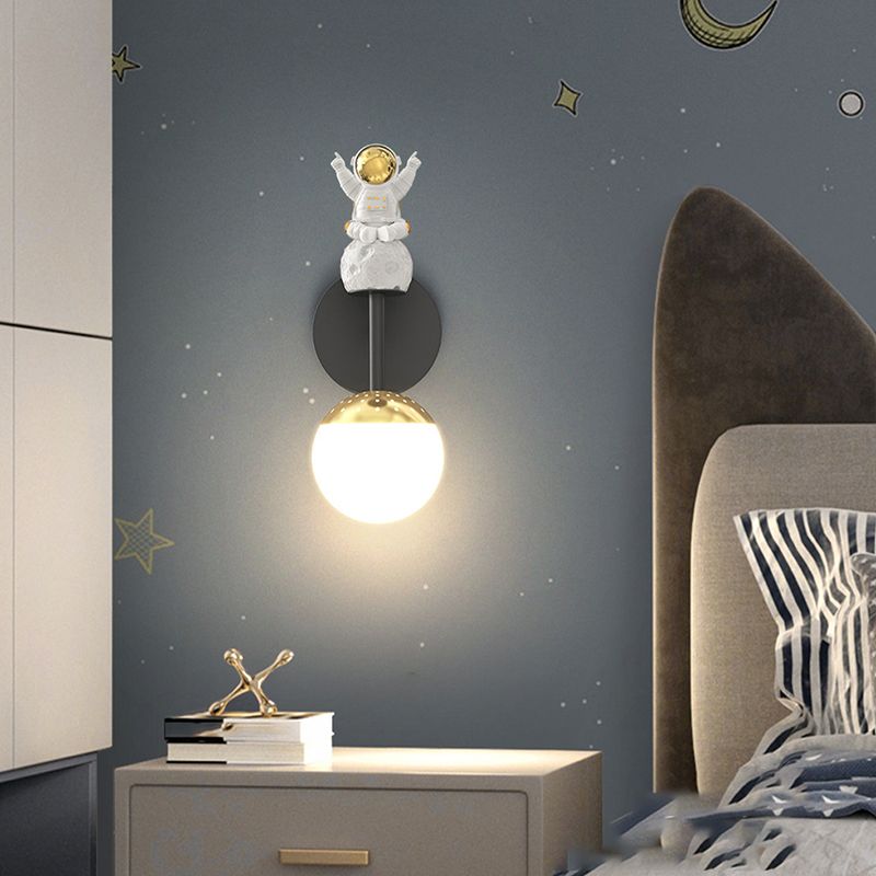 Modern Creative Wall Light Simple Wall Lamp for Children's Room