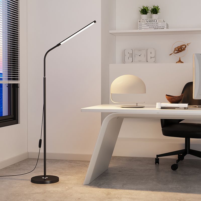 Modern Style Linear Shape Floor Lighting Metal 1 Light Floor Lamp for Bedroom