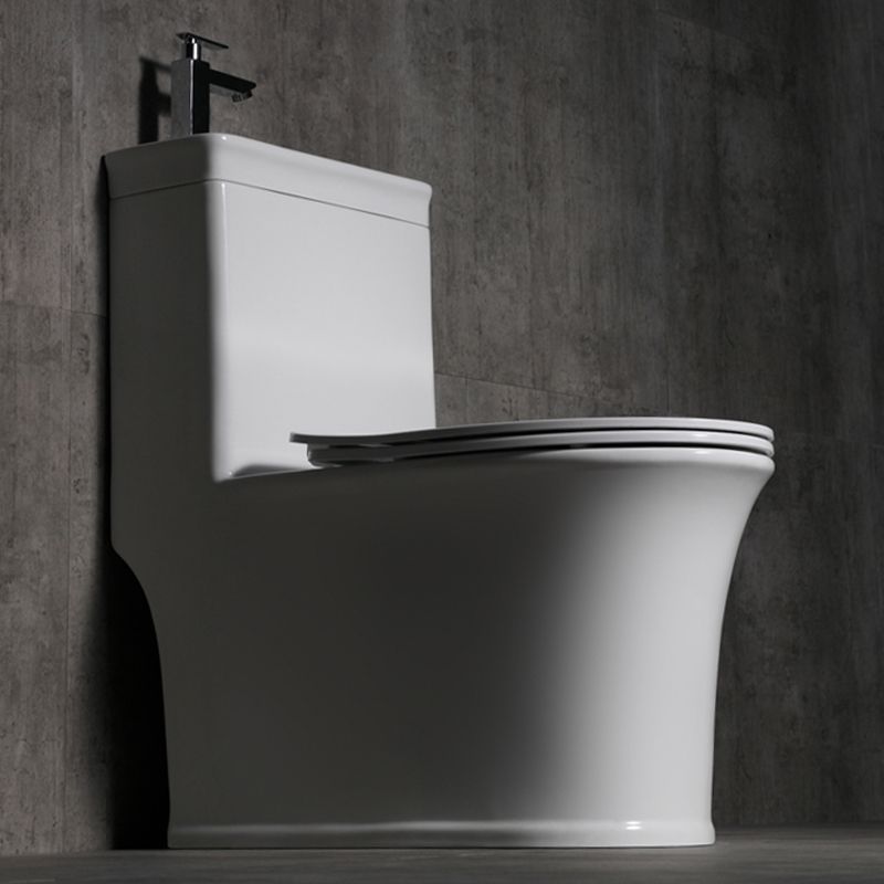 Floor Mounted Toilet One-Piece Toilet Porcelain Siphon Jet Flush Toilet