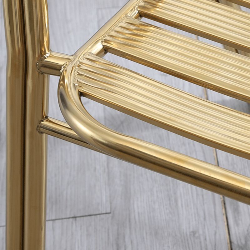 Basic Four Leg Lounge Chair Arms Included Chair with Cushion