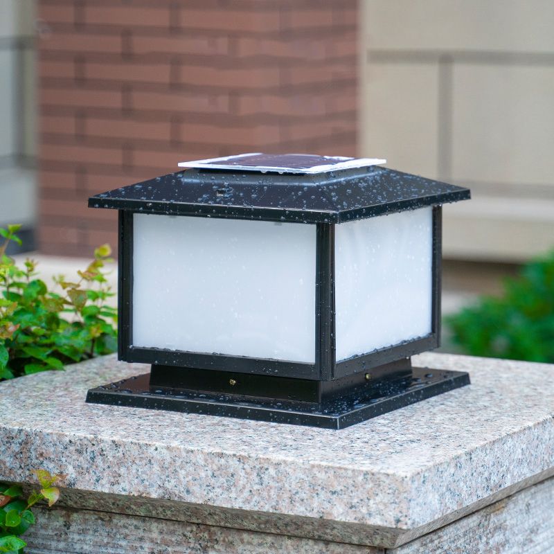 Simple Style LED Solar Lighting Fixture with Acrylic Shade for Garden