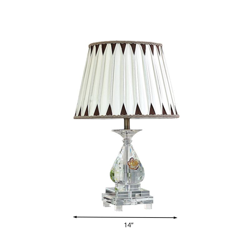 Lampe de table à bulbe unique Rural Plissée de tissu de nuit Lumière en blanc avec une base en cristal pour la chambre