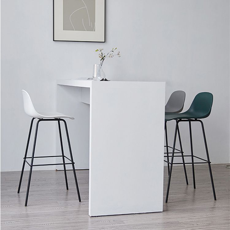 Moderner Tresenhocker ohne Armlehnen, Eisen-Wohnzimmer-Barhocker mit Pedal