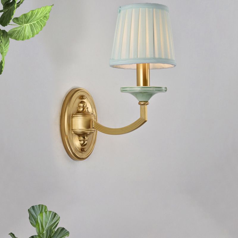 Rustic Pleated Drum Wall Mount Light Countryside 1/2-Head Living Room Sconce Lamp in Brass