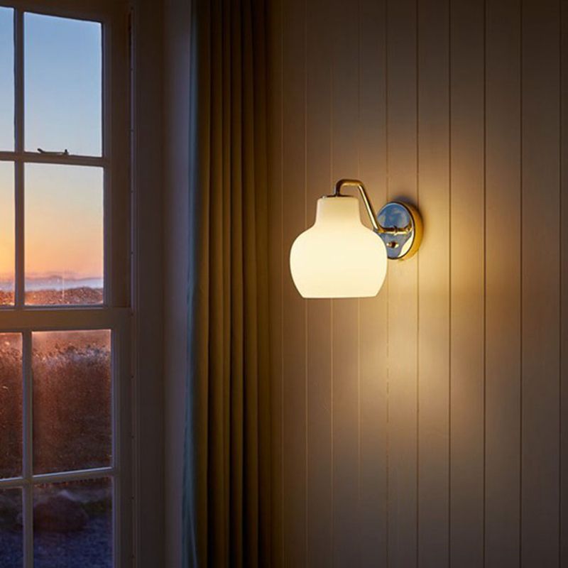 Armed Bedroom Wall Lighting Fixture Glass Contemporary Sconce Light Fixture in White