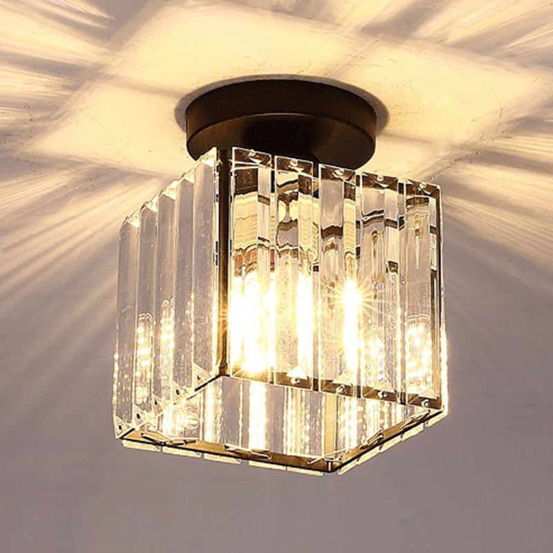 Moderne, schlichte Deckenleuchte mit klarem, gestreiftem Glasschirm, halbbündige Lampe für Schlafzimmer