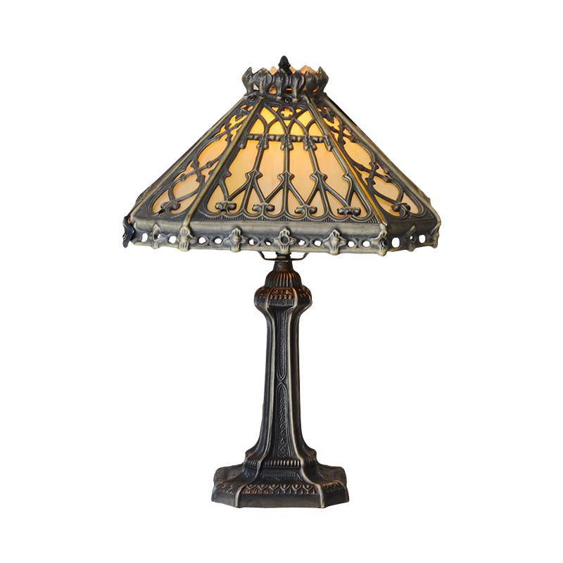 Bronze Pyramid Nightstand Light Mission Style Single Green / Beige Verre Table Table pour le salon