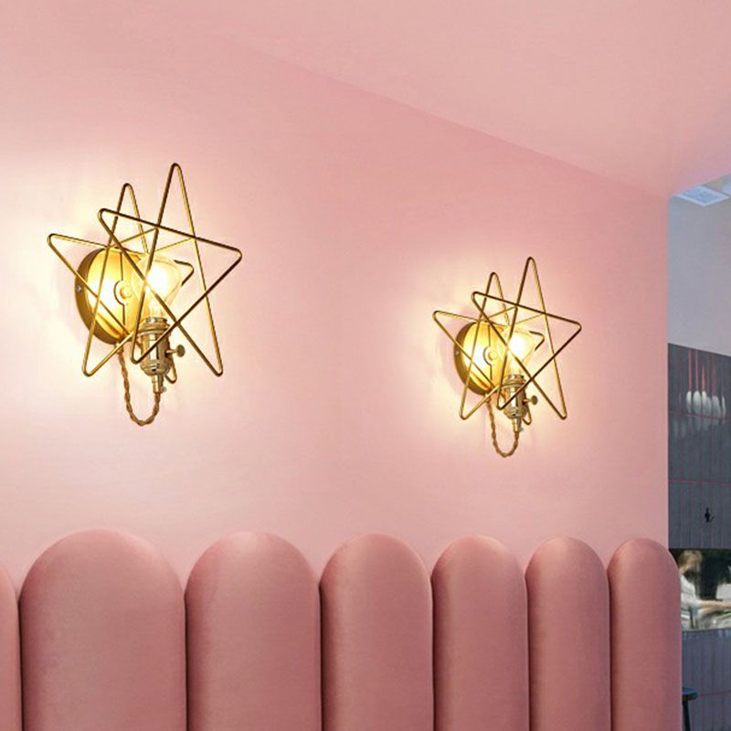 Sternkäfig Metallische Wandlampe Einfachheit 1 Lampen -Nacht -Wandleuchte in Gold