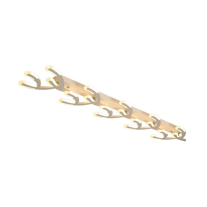 Minimalist LED Coral Flush Mount Lamp White Acrylic 4/5-Head Living Room Ceiling Lighting in Warm/White Light