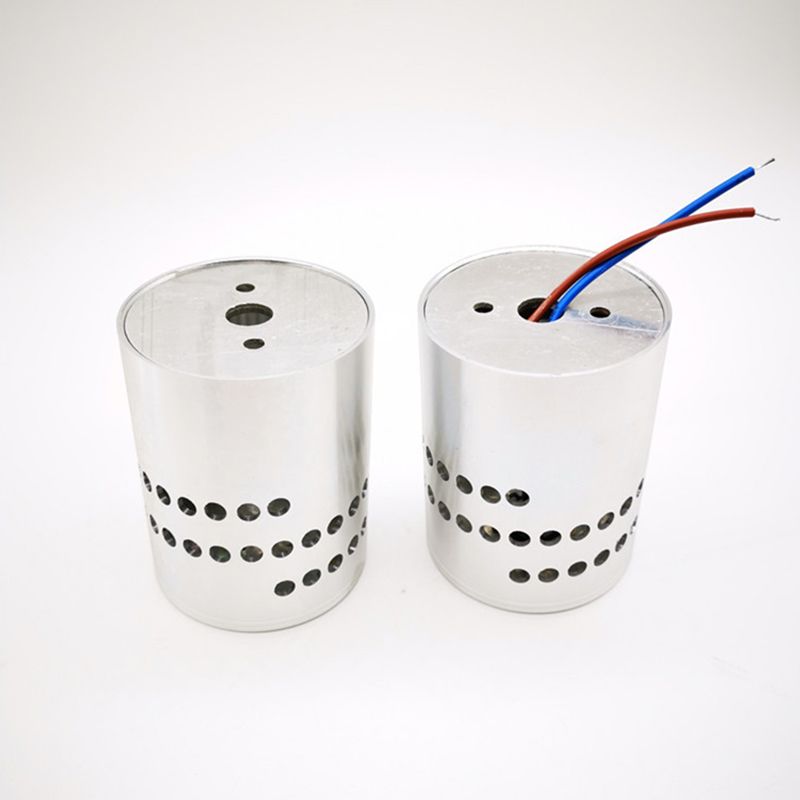 Moderne stijl RGB kleur wandlamp wit uitgeholde vlindersconstructie verlichting met ijzeren vierkante schaduw