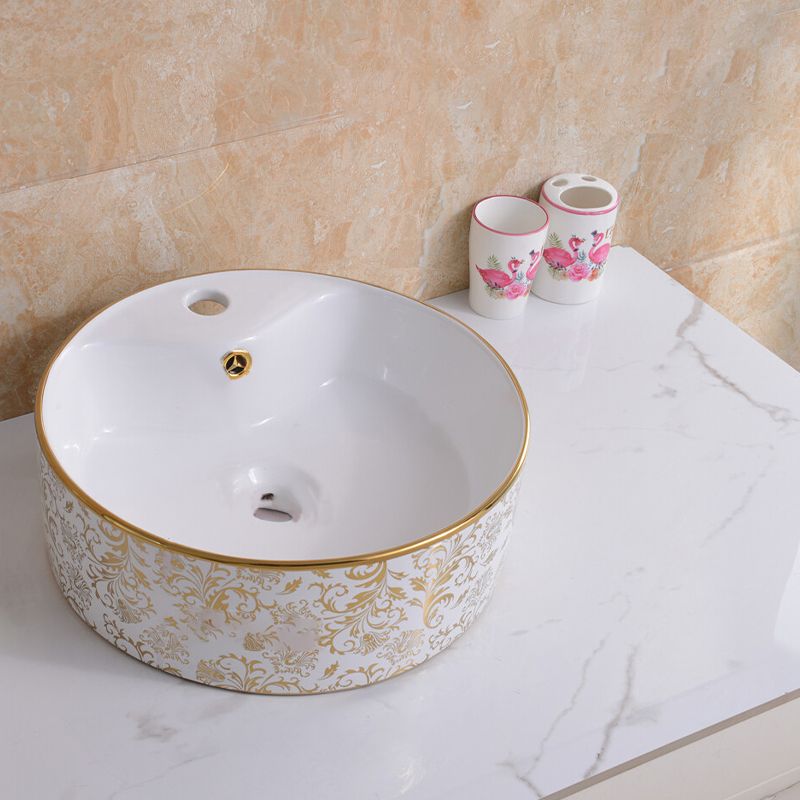 Traditional Vessel Bathroom Sink Oval Porcelain with Overflow Vessel