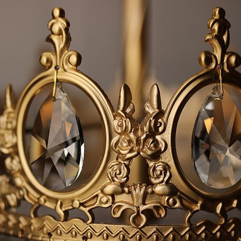 Lampada da comodino a lampadina singola Lampada da tavolo in cristallo a forma di corona antica in oro per camera da letto