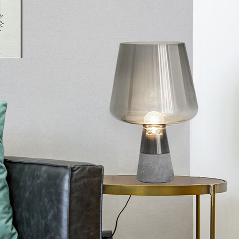Nachttischlampen im zeitgenössischen Stil mit Glasschatten für Schlafzimmer Wohnzimmer