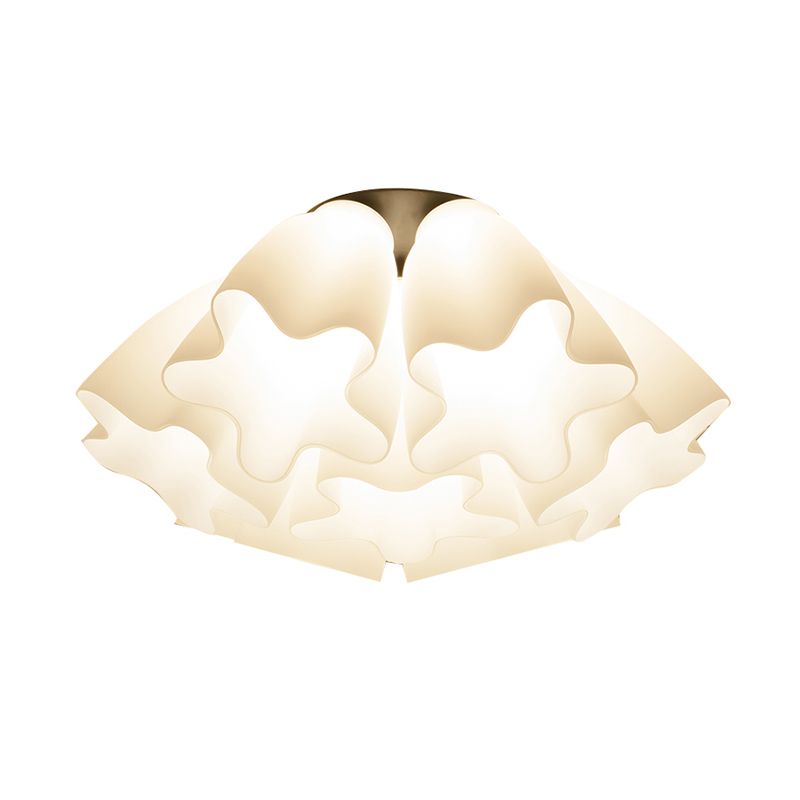 Florale Foyer-Einbauleuchte im Landhausstil, weiße Glas-Einbau-Deckenleuchte