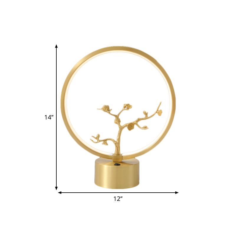 Metallic Ring Night Light Simplicity LED Table Gold Table Lighting avec décoration intérieure d'arbre
