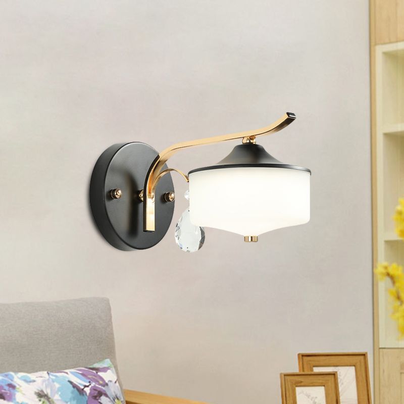 Tambour intérieur applique en verre opale 1 lumière post moderne éclairage mural à LED moderne en noir et or avec gouttelettes en cristal