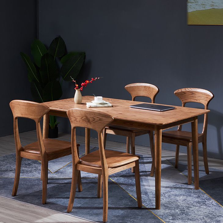 Traditional Style Solid Wood Dining Set with Traditional Height Table and 4 Legs Base for Home Use