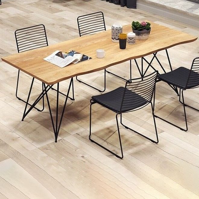 Mesa de comedor de rectángulo de lujo tradicional pino mesa de madera maciza con 4 patas
