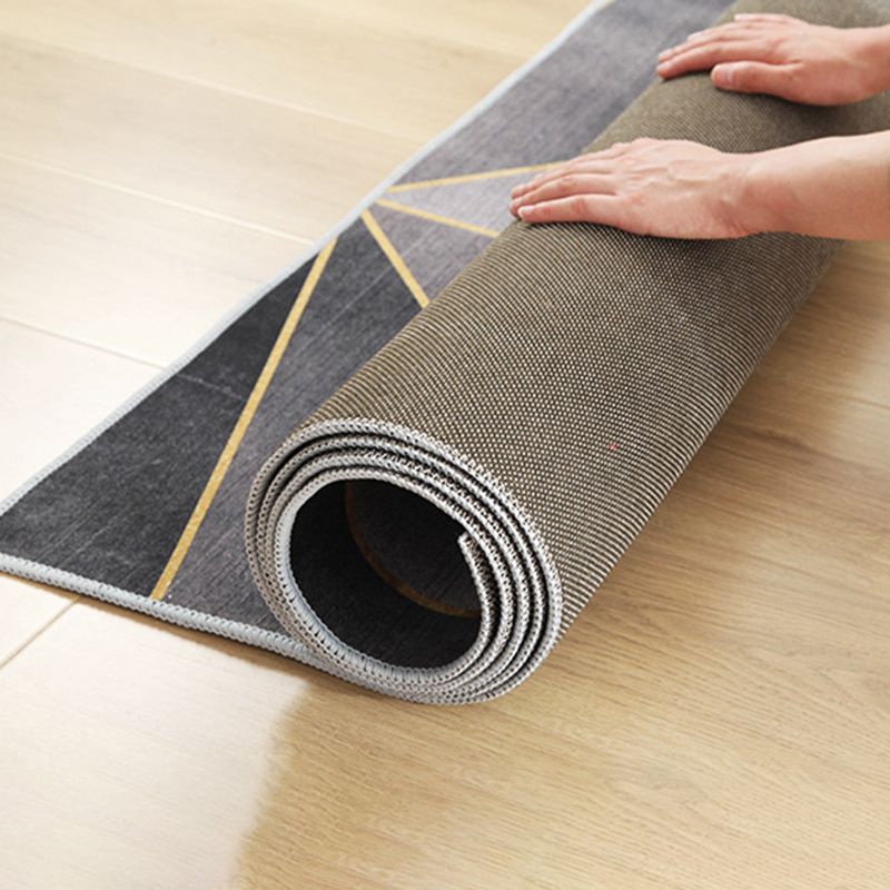 Apricot Abstract Print Rug Polyester Simple Rug Non-Slip Backing Rug for Living Room