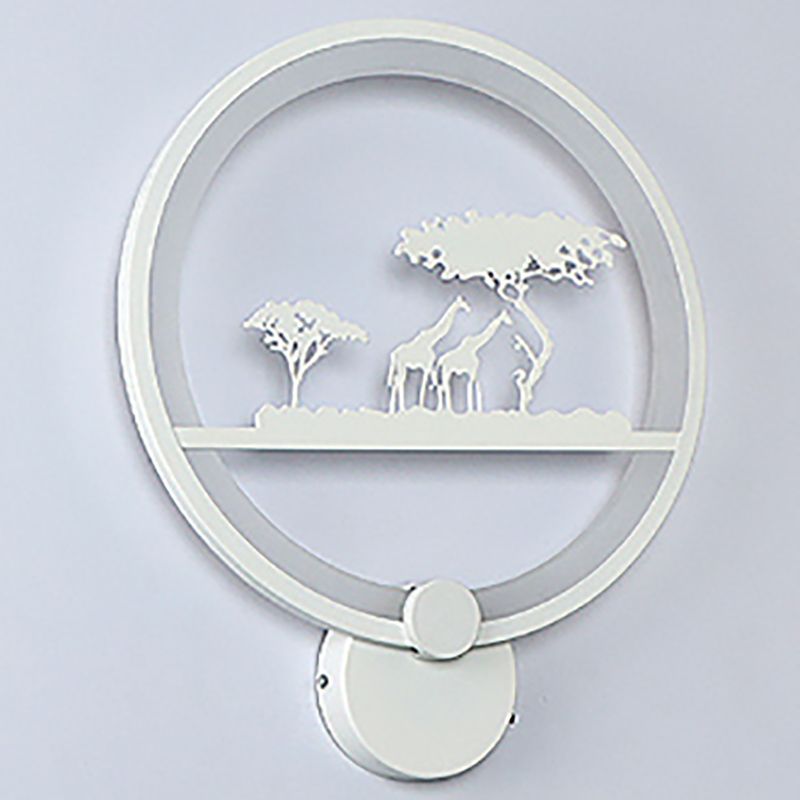Unique Shape Metal Wall Light Modern Style 1-Light Wall Mounted Light Fixture in White