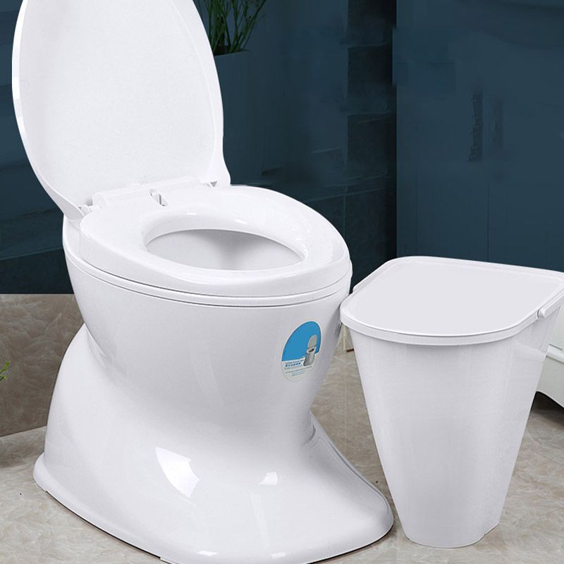 Contemporary Plastic Toilet Floor Mounted Toilet Bowl with Slow Close Seat for Bathroom