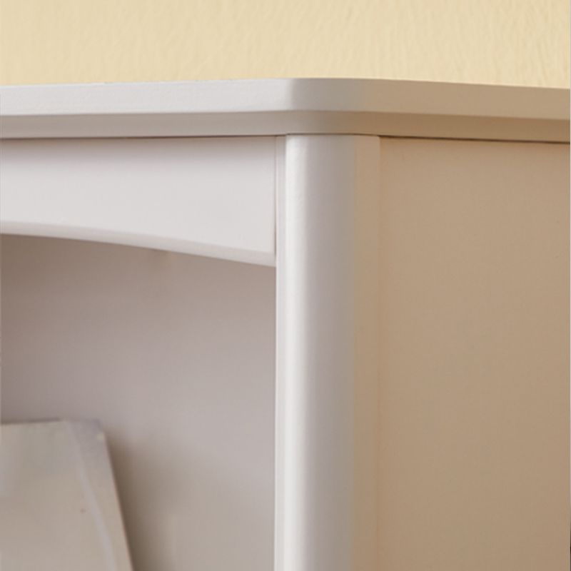 Modern Style Bookcase Wood Closed Back Standard Bookshelf for Home Office